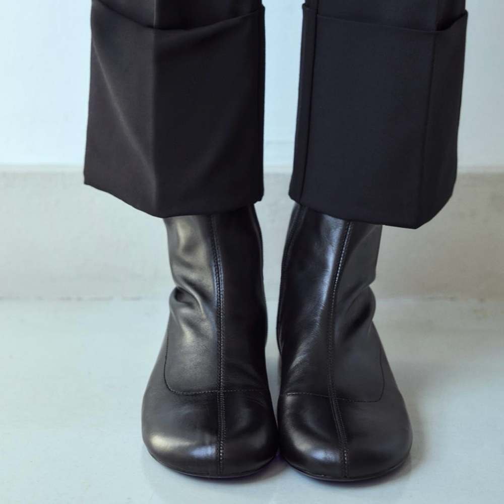 Zara black leather booties size 37